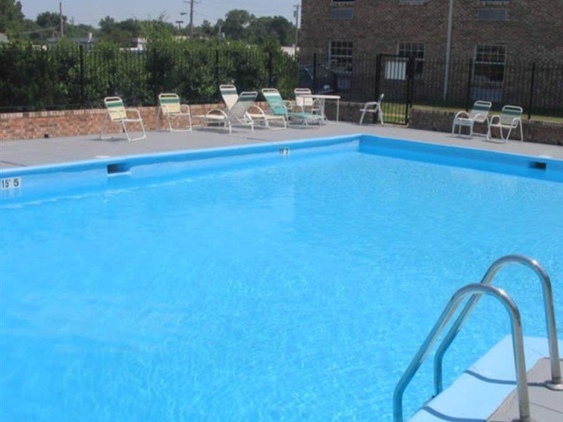 Quality Inn Airport Woodson Terrace Exterior foto